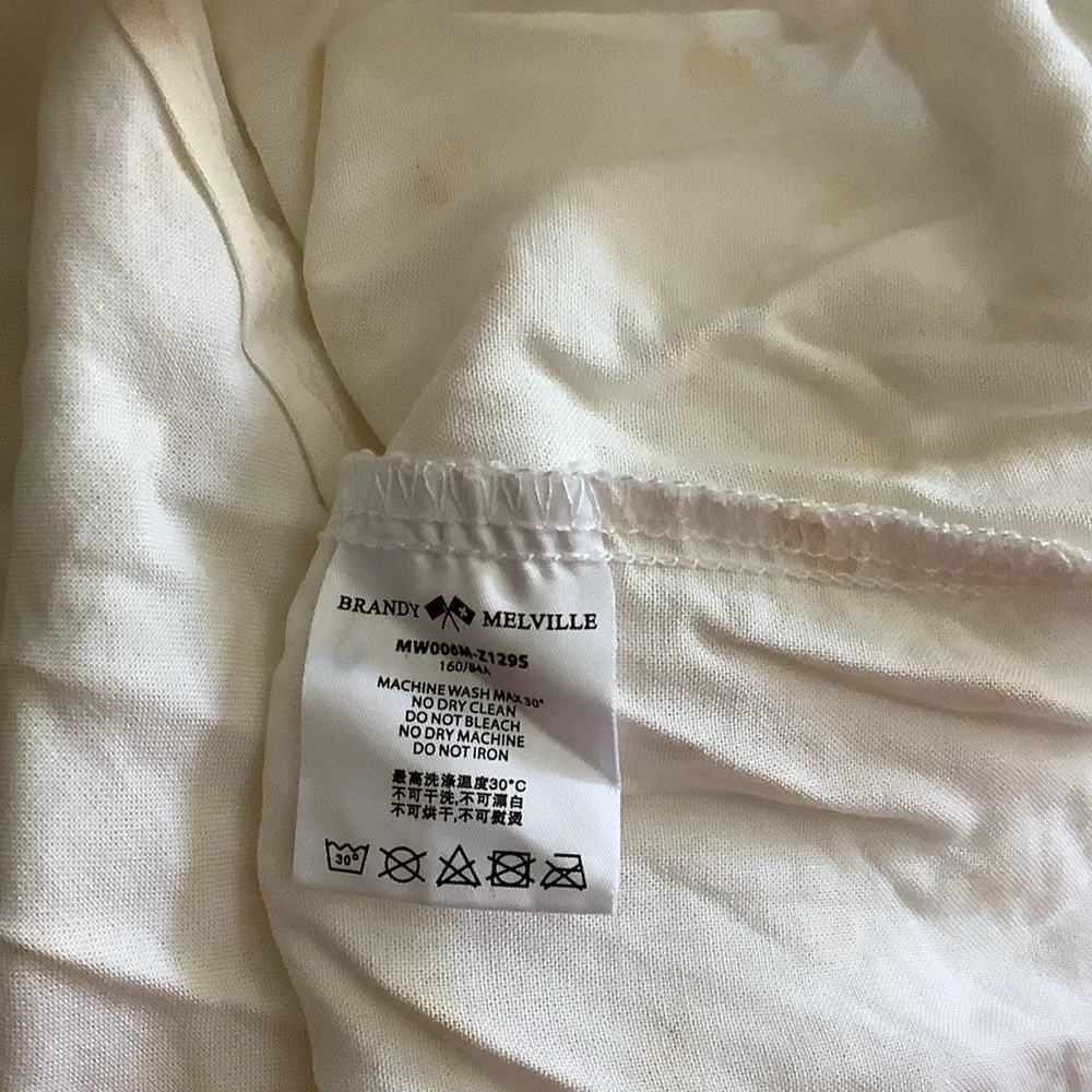 Brandy Melville blouse with ducks - Picture 9 of 10